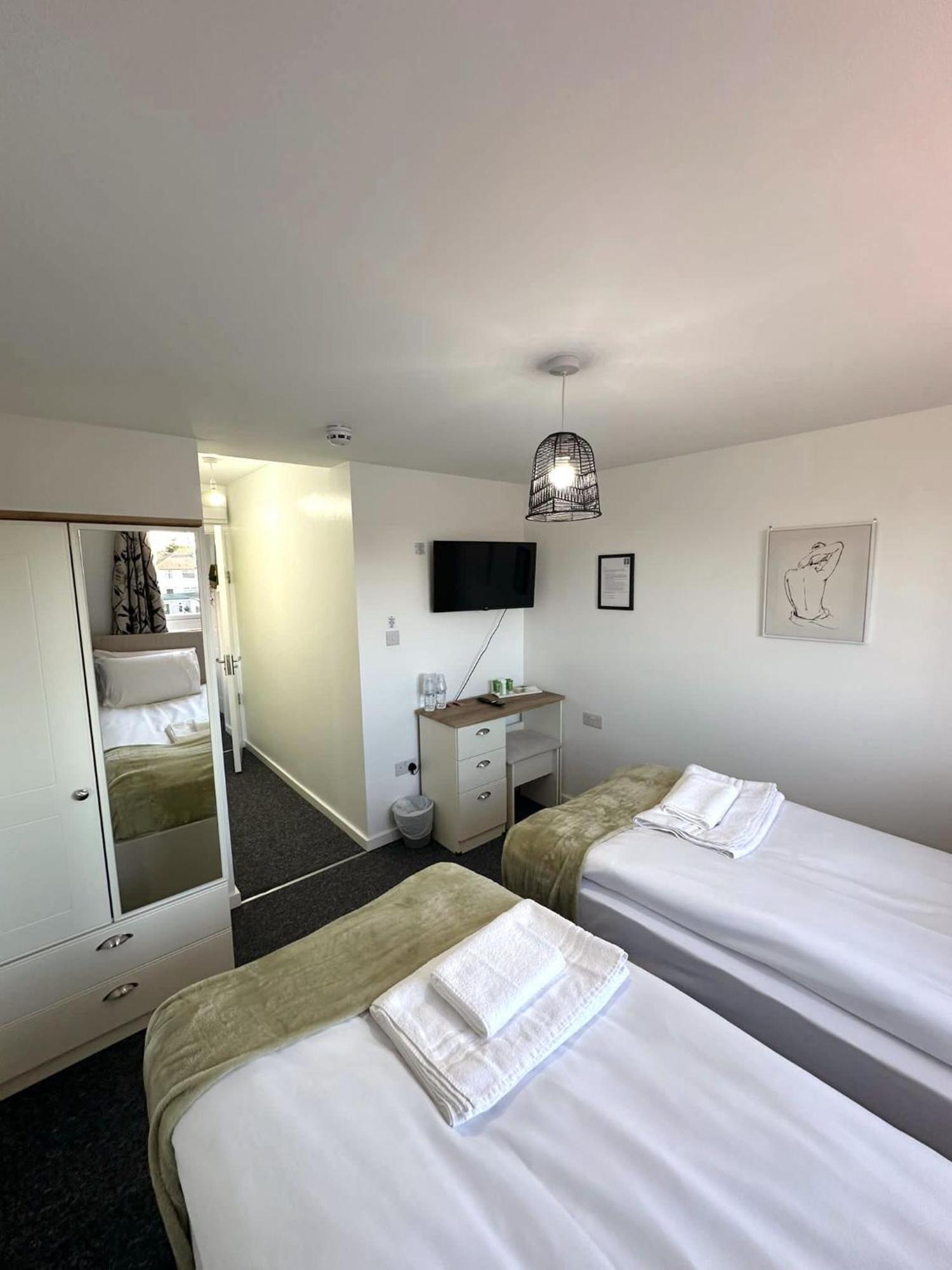 Newmarket Road Studios And Suites By Tas Accommodations เคมบริดจ์ ภายนอก รูปภาพ