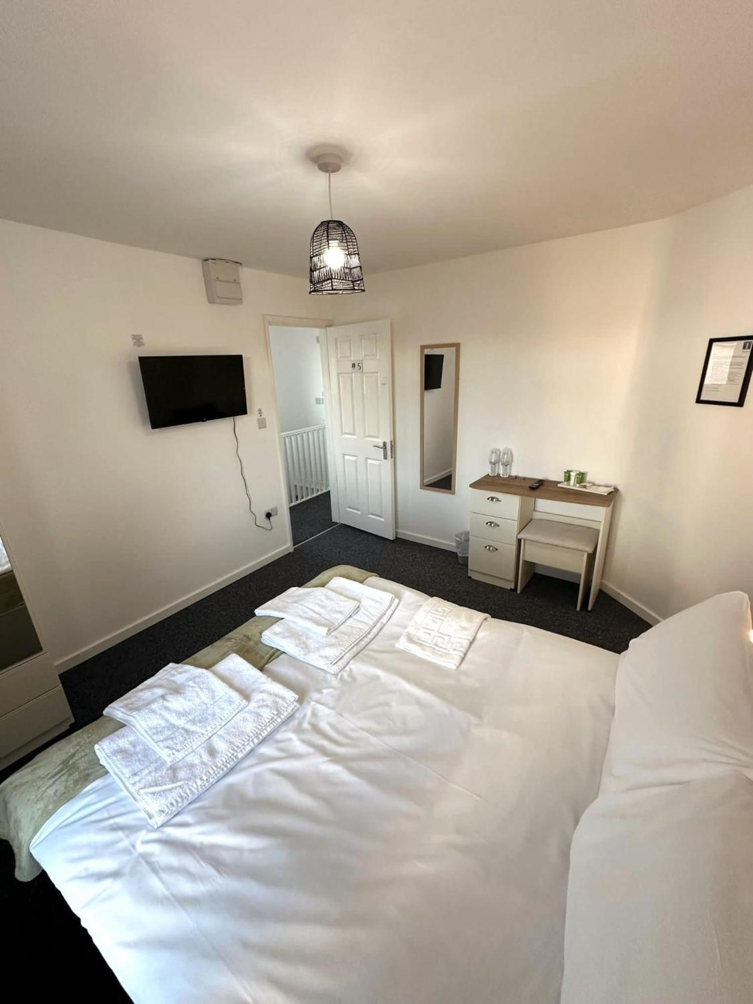 Newmarket Road Studios And Suites By Tas Accommodations เคมบริดจ์ ภายนอก รูปภาพ